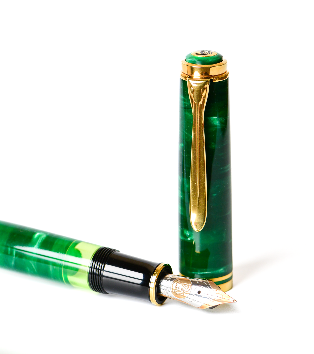 Green Defusion Bonded Acrylic Pelikan M800